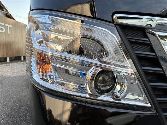 NISSAN NV350 CARAVAN 2021