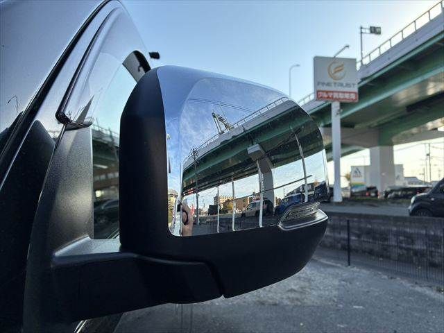 NISSAN NV350 CARAVAN 2021