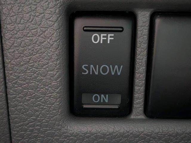 NISSAN NV350 CARAVAN 2020