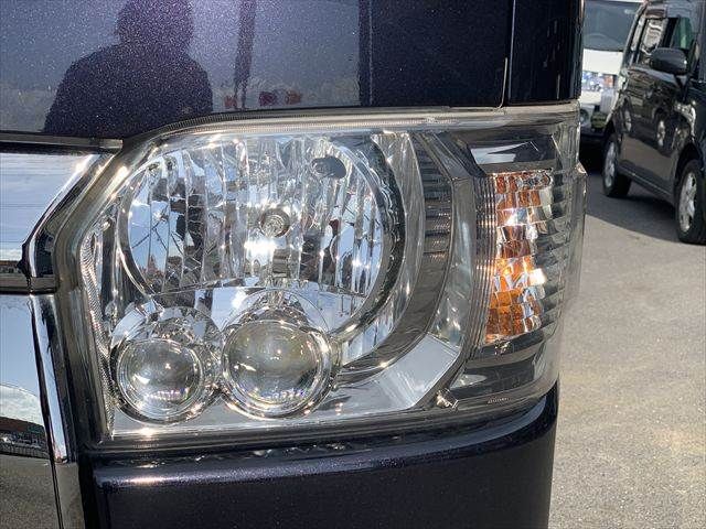 TOYOTA HIACE van 4WD 2020