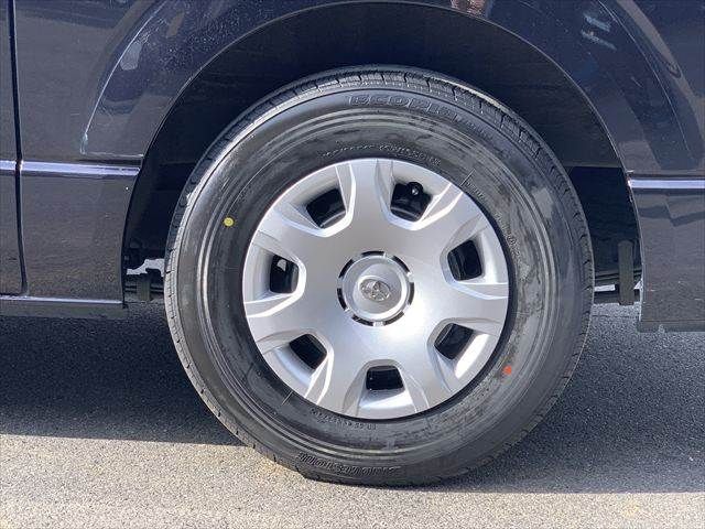 TOYOTA HIACE van 4WD 2020