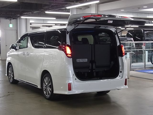 TOYOTA ALPHARD 2021