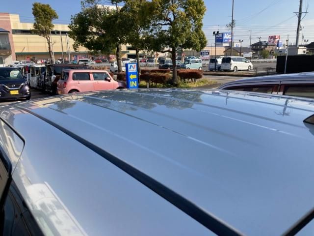 TOYOTA SIENTA HYBRID 2016