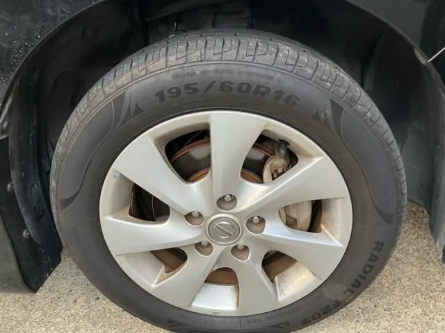 NISSAN SERENA  S-HYBRID 2012