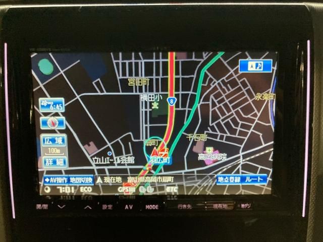 TOYOTA VELLFIRE 2013