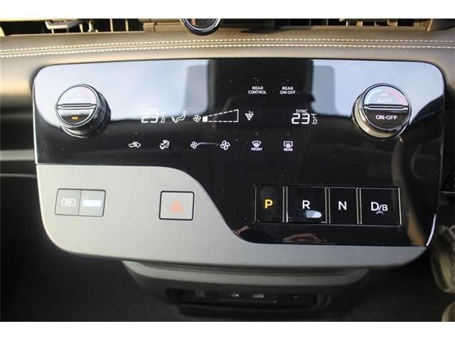 NISSAN SERENA  WG 2025