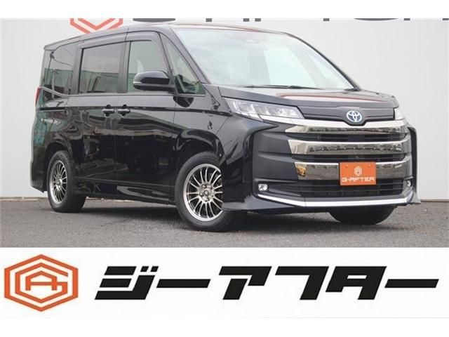 TOYOTA NOAH HYBRID 2023