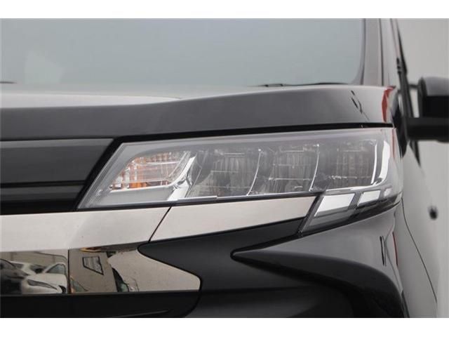 TOYOTA NOAH HYBRID 2023