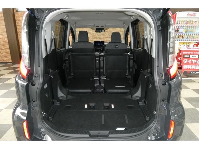 TOYOTA SIENTA HYBRID 2022