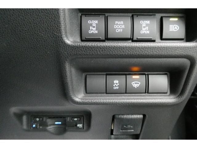 TOYOTA SIENTA HYBRID 2022