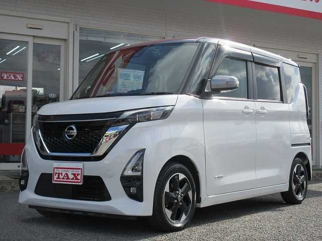 NISSAN ROOX 2020