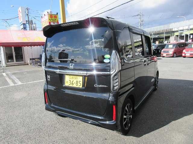 HONDA N BOX CUSTOM 2019