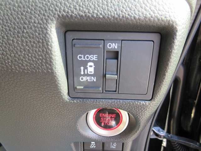 HONDA N BOX CUSTOM 2019