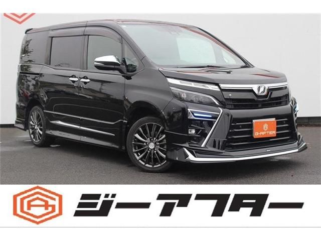 TOYOTA VOXY 2019
