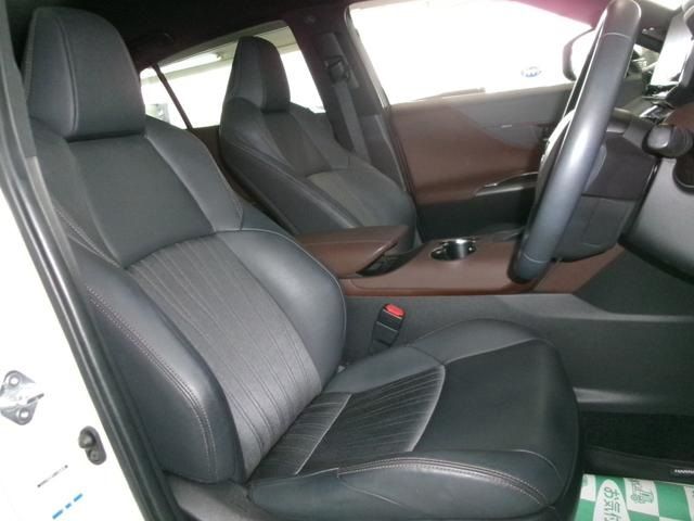 TOYOTA HARRIER 4WD 2021