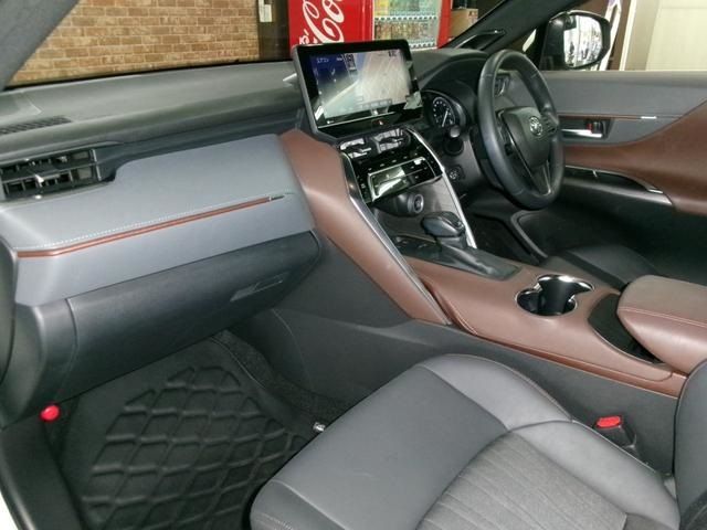 TOYOTA HARRIER 4WD 2021