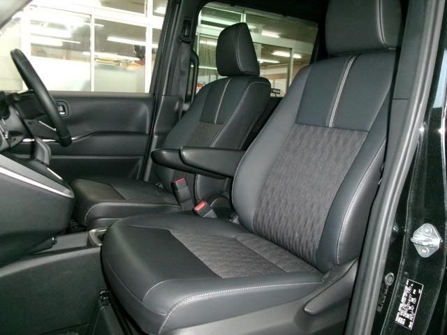 TOYOTA NOAH HYBRID 4WD 2023