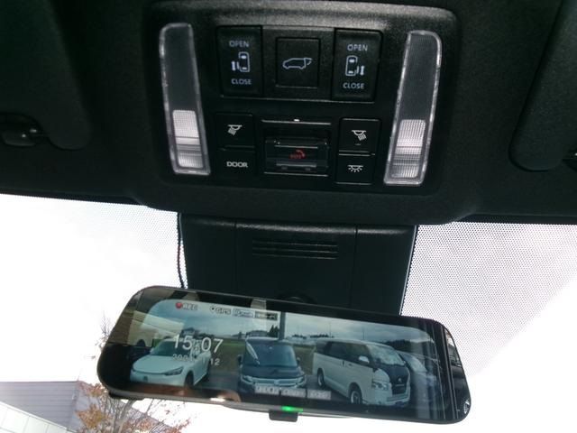 TOYOTA NOAH HYBRID 4WD 2023