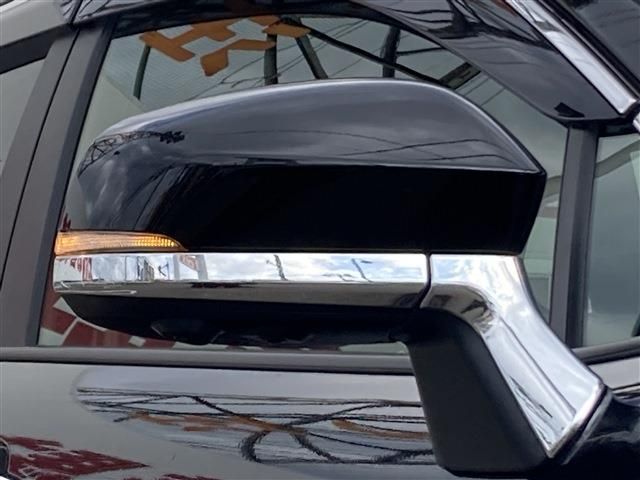 TOYOTA COROLLA CROSS HYBRID 2025