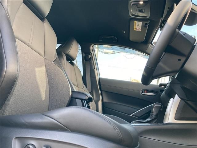 TOYOTA COROLLA CROSS HYBRID 2025