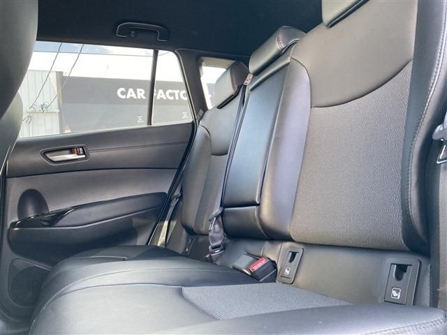 TOYOTA COROLLA CROSS HYBRID 2025