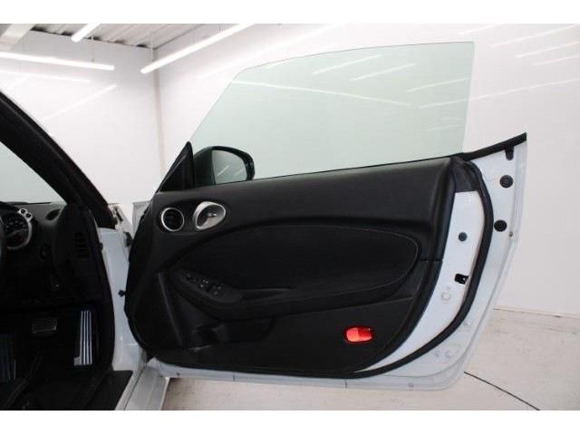 NISSAN FAIRLADY Z 2009