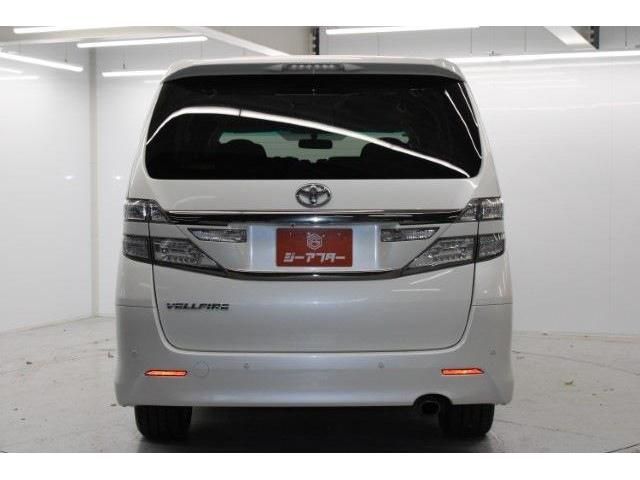 TOYOTA VELLFIRE 2012
