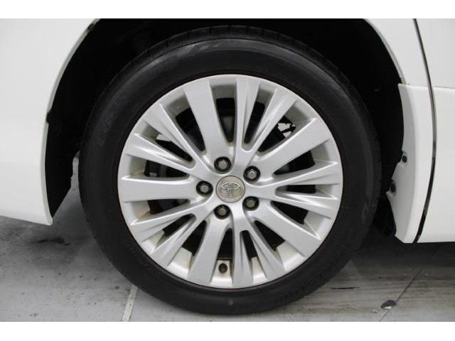 TOYOTA VELLFIRE 2012