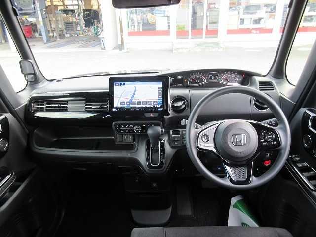 HONDA N BOX CUSTOM 2022