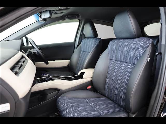 HONDA VEZEL HYBRID 2015