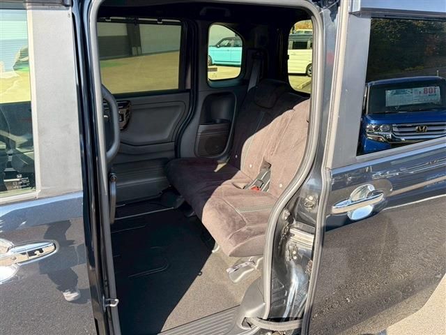 HONDA N BOX CUSTOM 2021