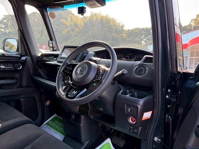 HONDA N BOX CUSTOM 2021