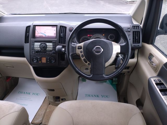 NISSAN SERENA  WG 2006