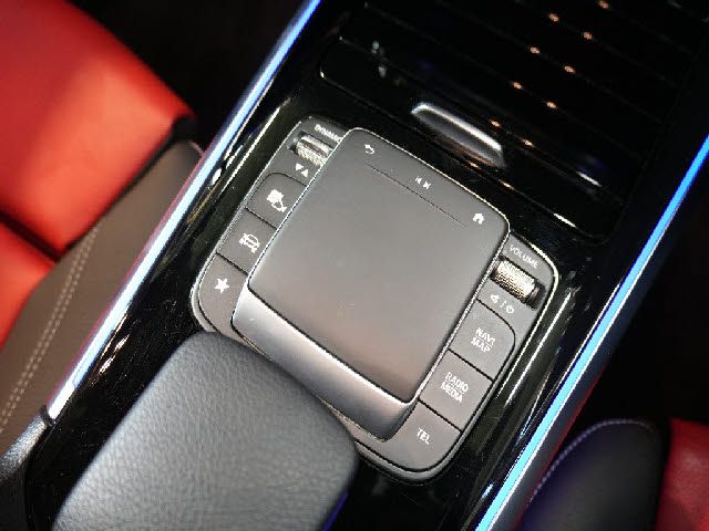 MERCEDES BENZ MERCEDES BENZ GLB 2021