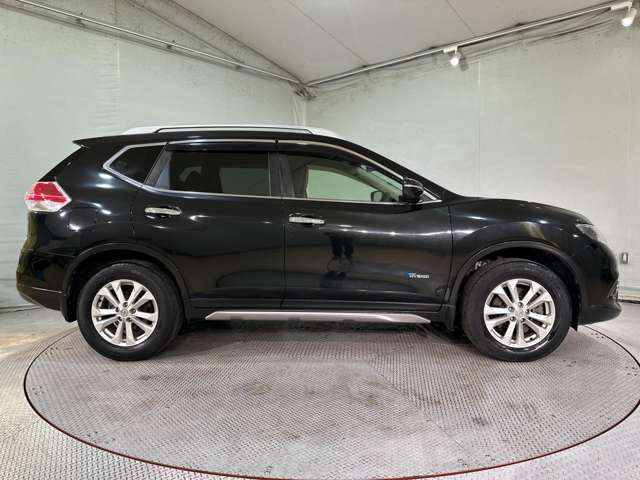 NISSAN X-TRAIL HYBRID 2WD 2015