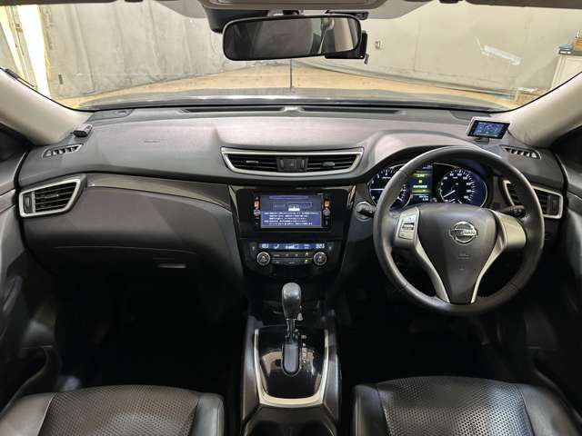 NISSAN X-TRAIL HYBRID 2WD 2015