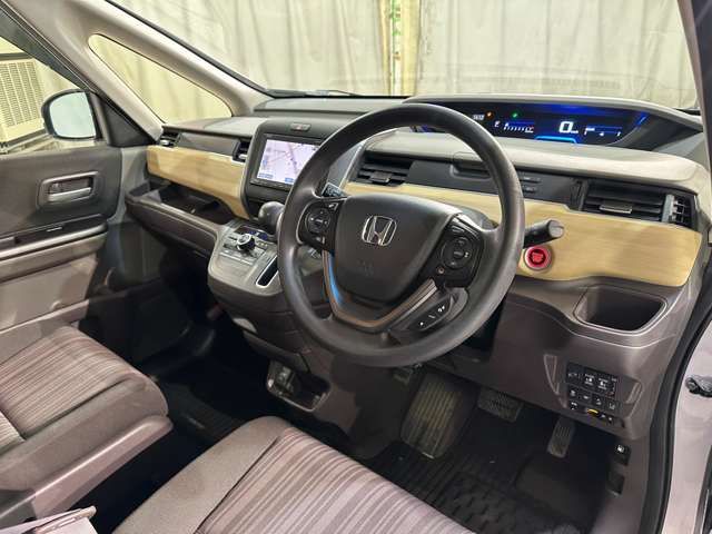 HONDA FREED 2017