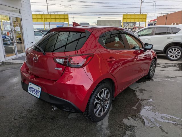 MAZDA DEMIO 2016