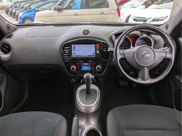 NISSAN JUKE 2015