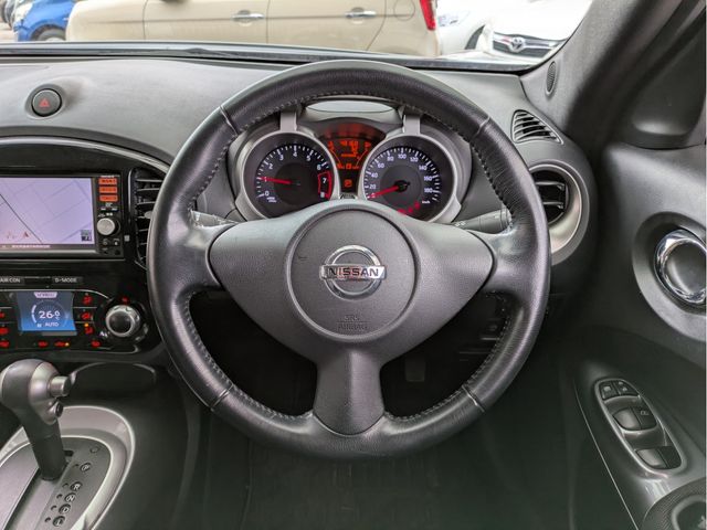 NISSAN JUKE 2015