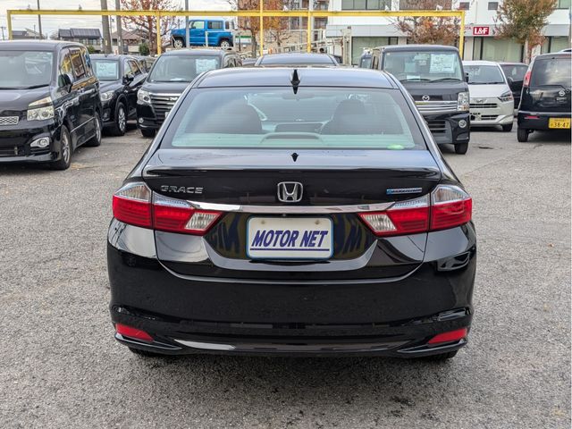 HONDA GRACE HYBRID 2015