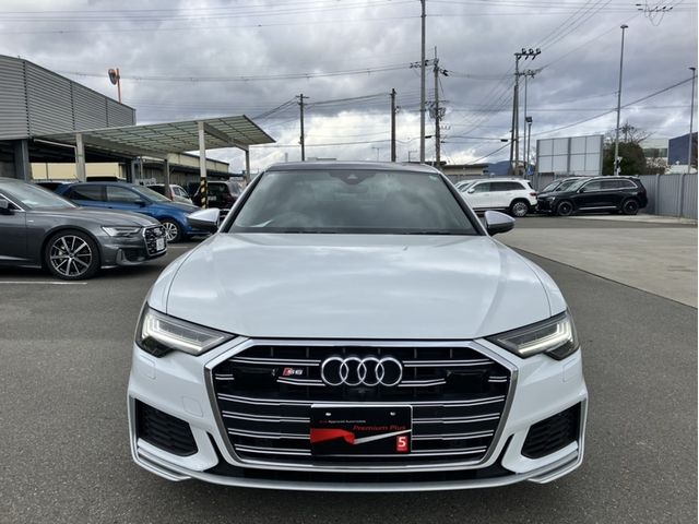AUDI AUDI S6 2021