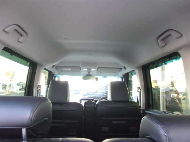 HONDA N BOX CUSTOM 2017