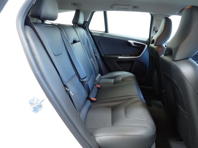 VOLVO VOLVO V60 2017