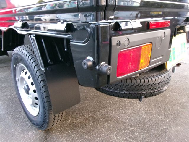 DAIHATSU HIJET truck 4WD 2025