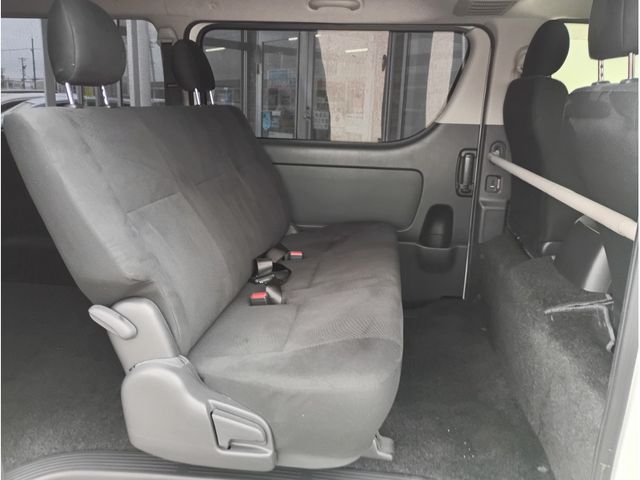 TOYOTA HIACE van 4WD 2022