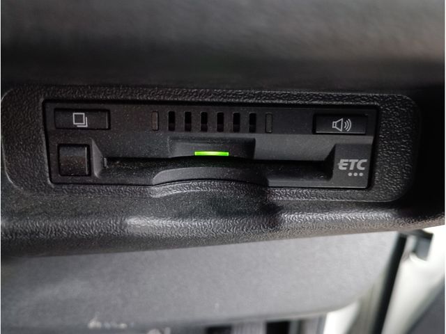 TOYOTA HIACE van 4WD 2022