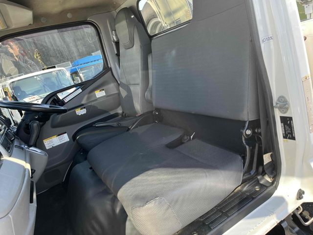 MITSUBISHI CANTER 2017