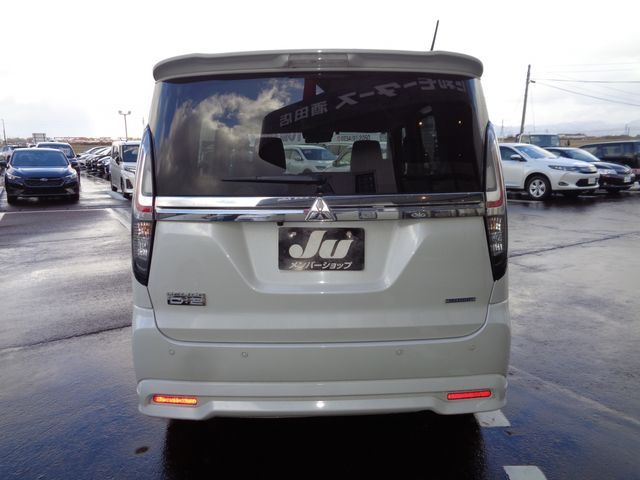 MITSUBISHI DELICA D:2 4WD 2024