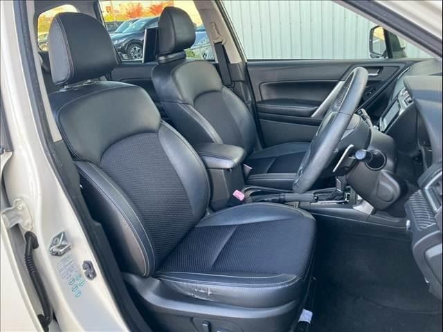 SUBARU FORESTER 2015